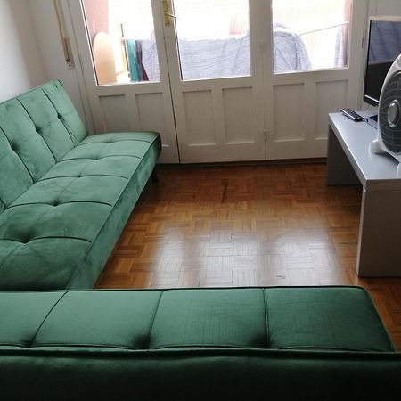 Luminoso, Centrico Y Silencioso Apartamento Jaca Bilik gambar