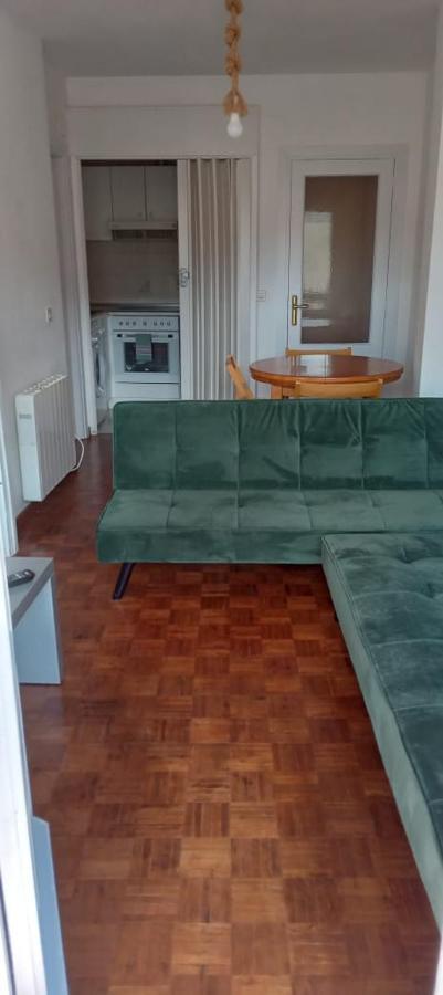 Luminoso, Centrico Y Silencioso Apartamento Jaca Luaran gambar